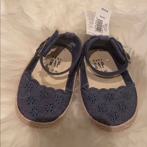 Baby girl shoes from baby gap brand new with tags